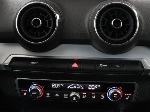 Audi Q2 35 TFSI S Edition