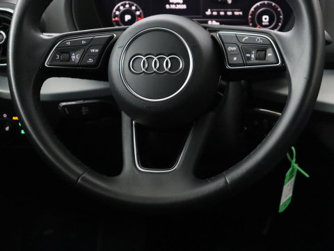 Audi Q2 35 TFSI S Edition