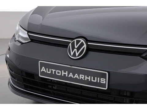 Volkswagen Golf 1.0 TSI Life | Rijklaar! | Dig. Cockpit | Camera | PDC V+A | Apple CarPlay | Stoel- Stuurverw. | All Season