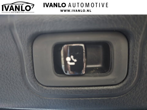 Mercedes-Benz C-Klasse 300 e AMG Line PHEV Leder LED Camera Sfeer Navi Trekhaak LM