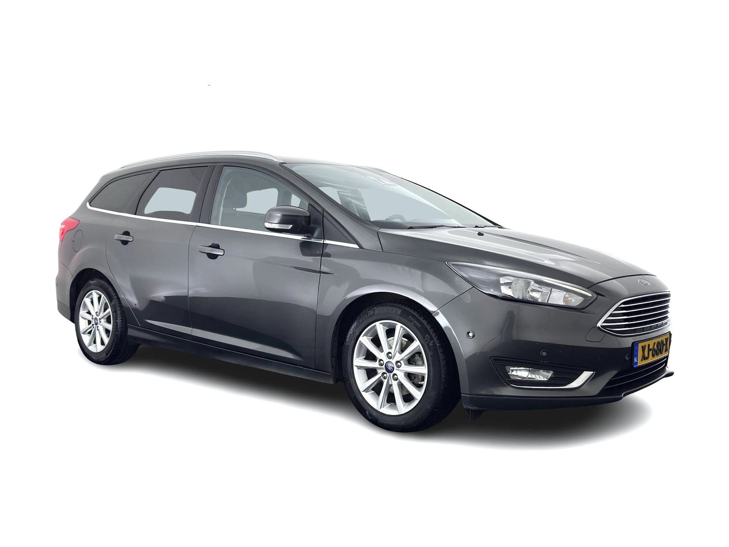 Ford FOCUS Wagon 1.5 TDCI Titanium (INCL.BTW) *NAVI-FULLMAP | HEATED-COMFORTSEATS | CAMERA | KEYLESS | PRIVACY-GLASS | ECC | PDC | CRUISE | 16''ALU*