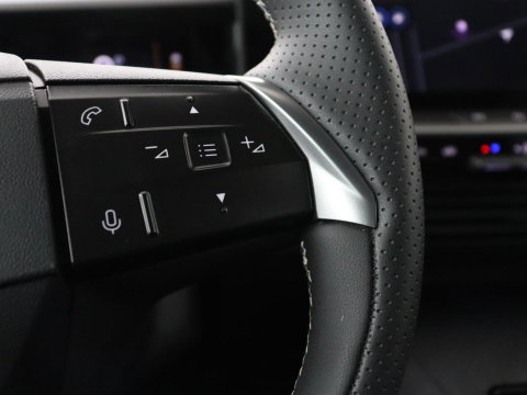 Opel Grandland 1.2 Turbo Hybrid GS | Trekhaak | Stoelverwarming | LED | Head-Up | Apple Carplay |