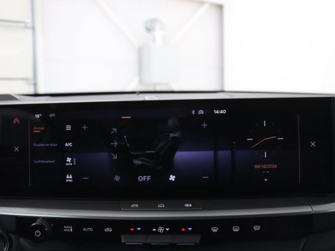 Opel Grandland 1.2 Turbo Hybrid GS | Trekhaak | Stoelverwarming | LED | Head-Up | Apple Carplay |