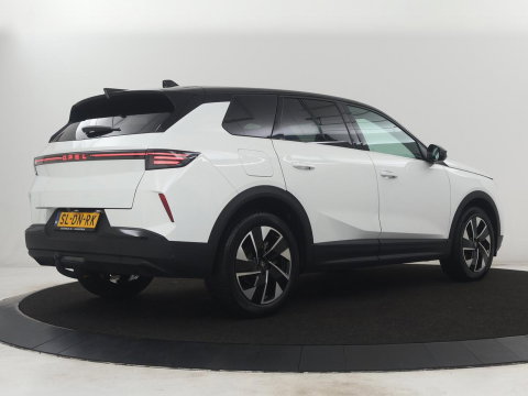 Opel Grandland 1.2 Turbo Hybrid GS | Trekhaak | Stoelverwarming | LED | Head-Up | Apple Carplay |