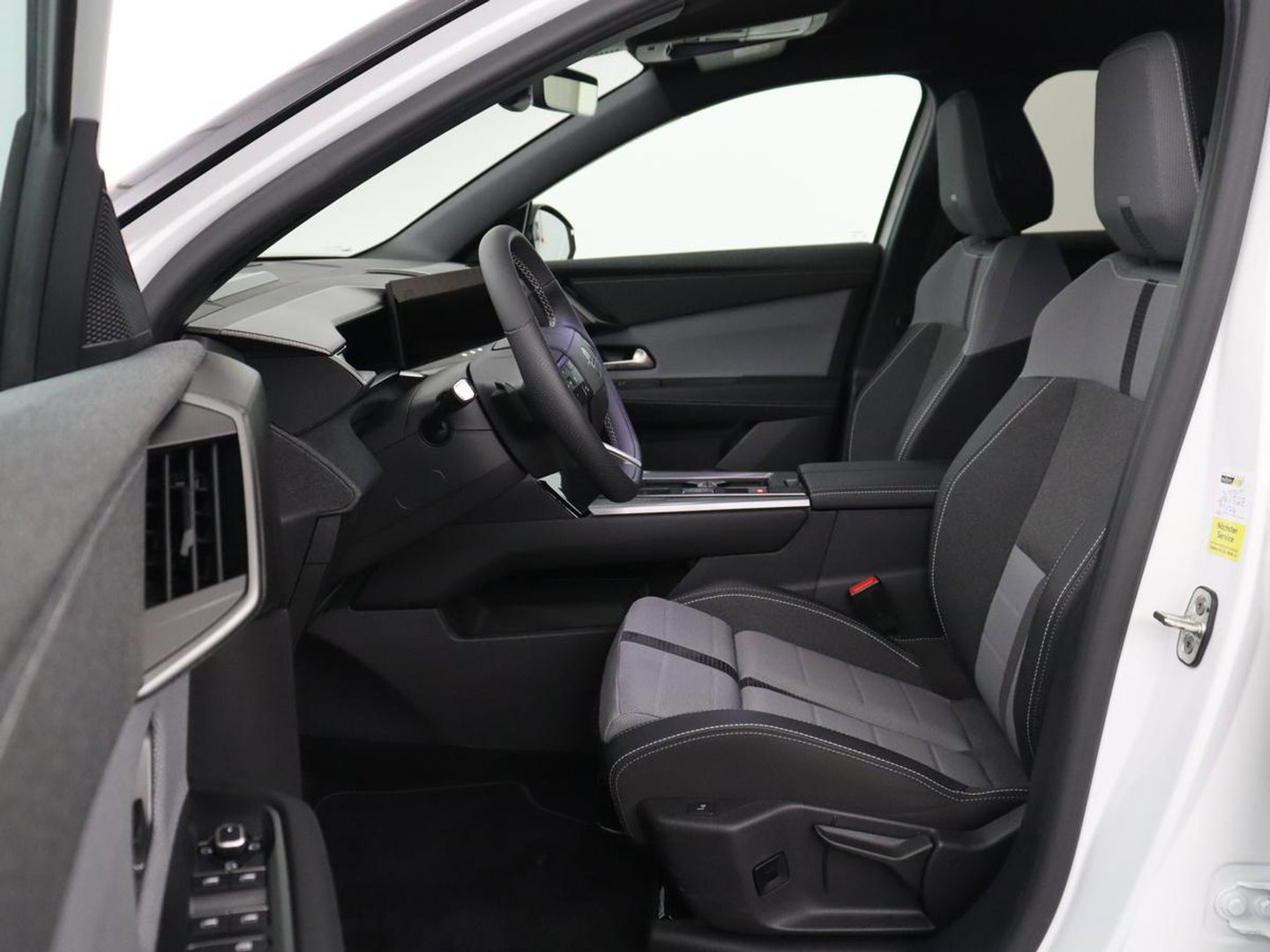 Opel Grandland 1.2 Turbo Hybrid GS | Trekhaak | Stoelverwarming | LED | Head-Up | Apple Carplay |