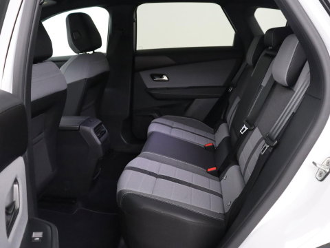 Opel Grandland 1.2 Turbo Hybrid GS | Trekhaak | Stoelverwarming | LED | Head-Up | Apple Carplay |
