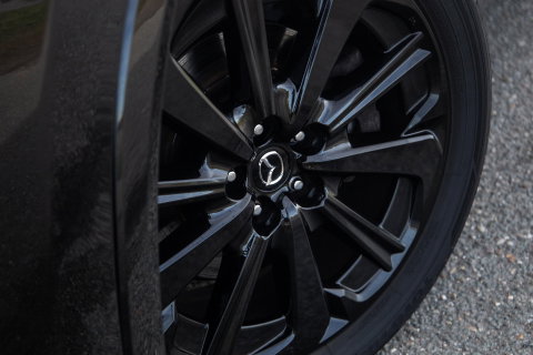 Mazda CX-60 2.5 e-SkyActiv PHEV CAMERA / STOELVERWARMING + KOELING / CARPLAY / ADAPTIVE CRUISE