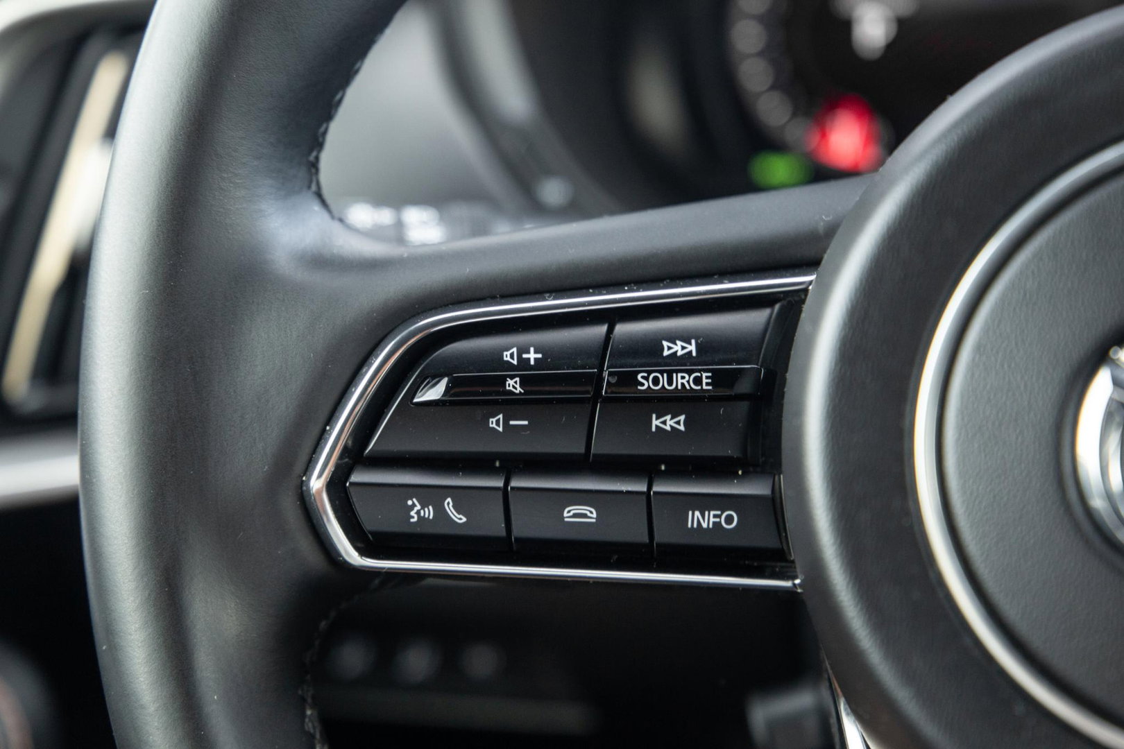 Mazda CX-60 2.5 e-SkyActiv PHEV CAMERA / STOELVERWARMING + KOELING / CARPLAY / ADAPTIVE CRUISE