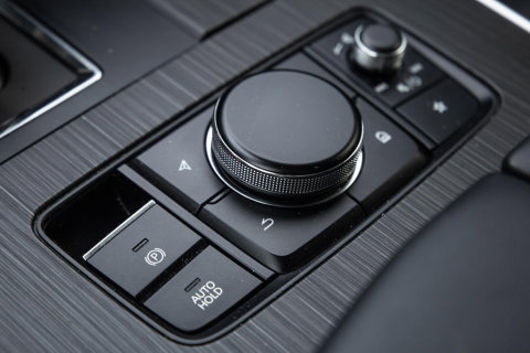 Mazda CX-60 2.5 e-SkyActiv PHEV CAMERA / STOELVERWARMING + KOELING / CARPLAY / ADAPTIVE CRUISE