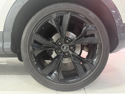 Audi Q3 Sportback 35 TFSI S Edition*Pano*Camera*Stoelverwarming*