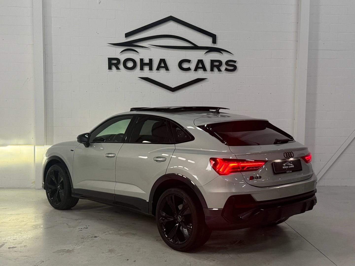 Audi Q3 Sportback 35 TFSI S Edition*Pano*Camera*Stoelverwarming*