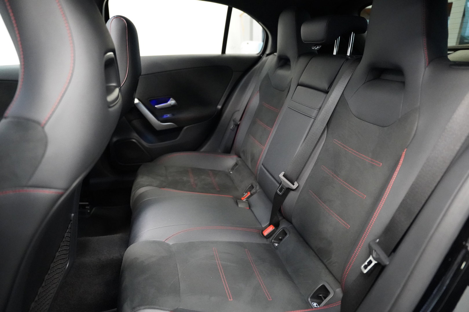 Mercedes-Benz A-Klasse 250 e Star Edition LIMITED ACC PDC Panoramadak Sfeerverlichting AMG NAP