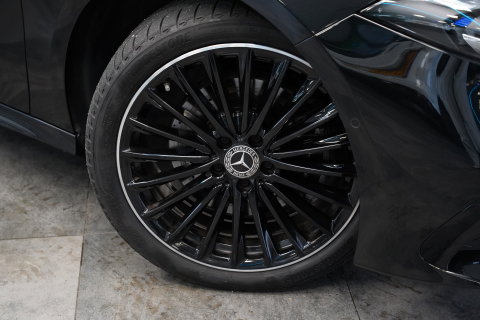 Mercedes-Benz A-Klasse 250 e Star Edition LIMITED ACC PDC Panoramadak Sfeerverlichting AMG NAP