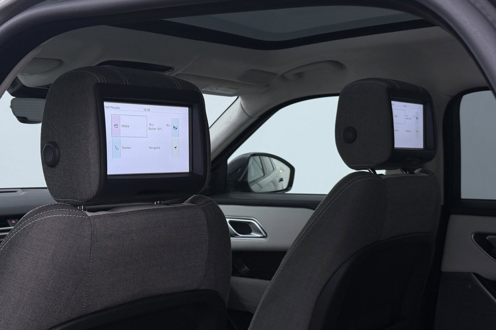 Land Rover Range Rover Velar 2.0 I4 Turbo AWD SE | Meridian Signature | Panoramadak | 360° Camera | Head-Up | Stoelventilatie+Massage | ACC | 22 Inch