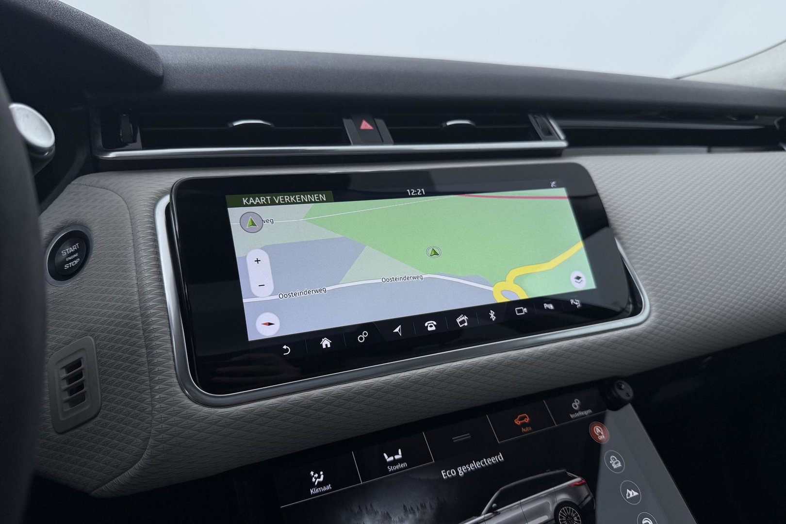 Land Rover Range Rover Velar 2.0 I4 Turbo AWD SE | Meridian Signature | Panoramadak | 360° Camera | Head-Up | Stoelventilatie+Massage | ACC | 22 Inch