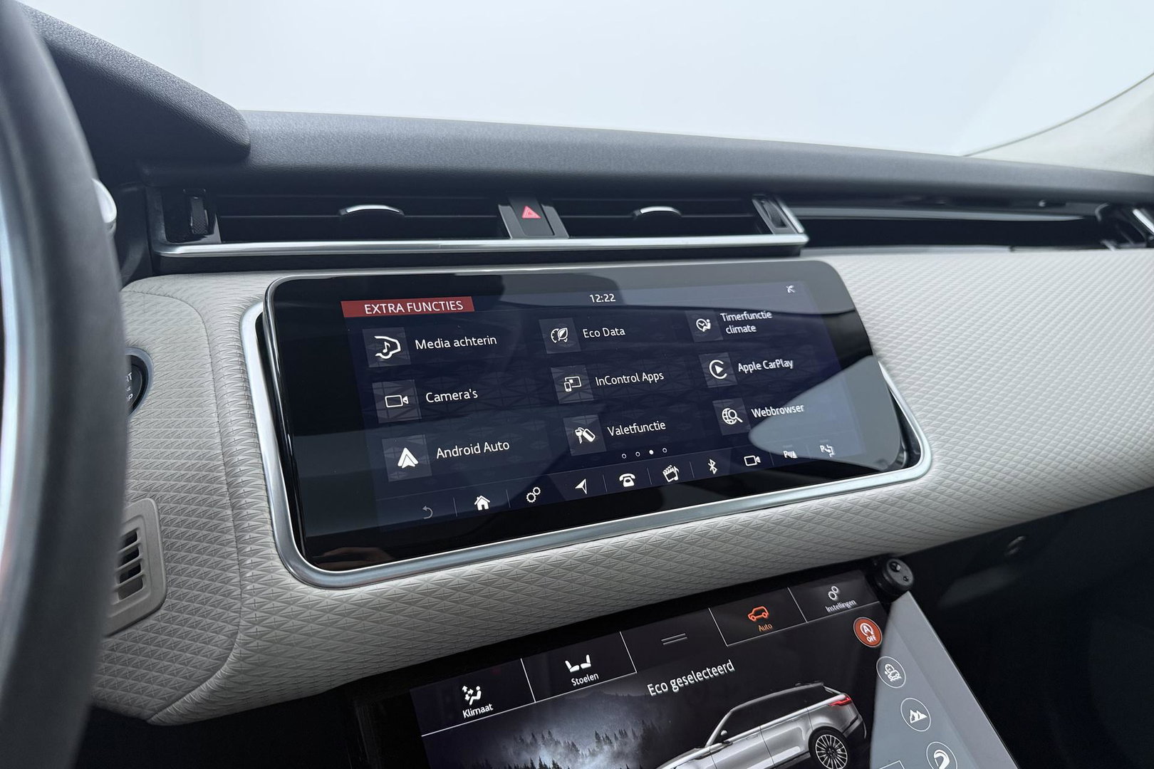 Land Rover Range Rover Velar 2.0 I4 Turbo AWD SE | Meridian Signature | Panoramadak | 360° Camera | Head-Up | Stoelventilatie+Massage | ACC | 22 Inch