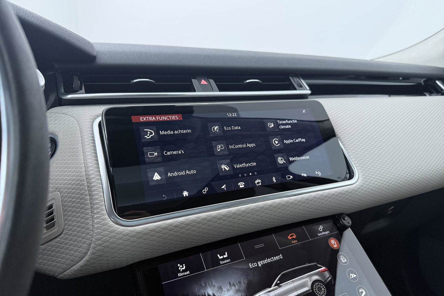 Land Rover Range Rover Velar 2.0 I4 Turbo AWD SE | Meridian Signature | Panoramadak | 360° Camera | Head-Up | Stoelventilatie+Massage | ACC | 22 Inch