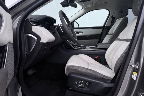 Land Rover Range Rover Velar 2.0 I4 Turbo AWD SE | Meridian Signature | Panoramadak | 360° Camera | Head-Up | Stoelventilatie+Massage | ACC | 22 Inch