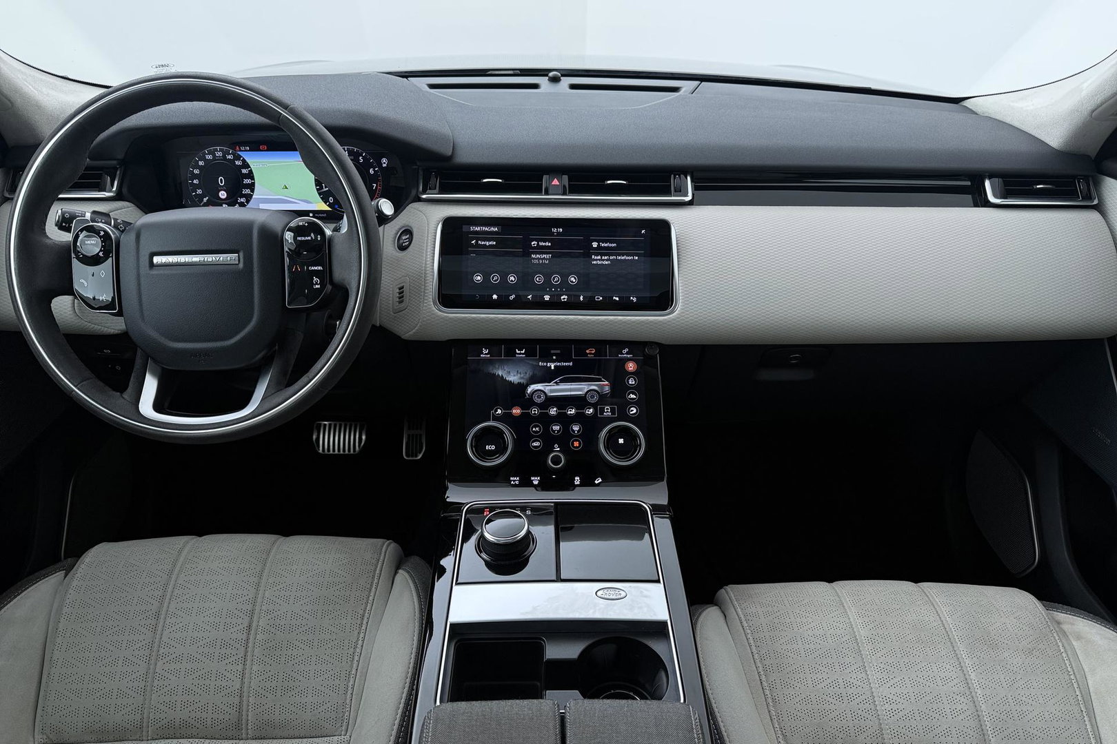 Land Rover Range Rover Velar 2.0 I4 Turbo AWD SE | Meridian Signature | Panoramadak | 360° Camera | Head-Up | Stoelventilatie+Massage | ACC | 22 Inch