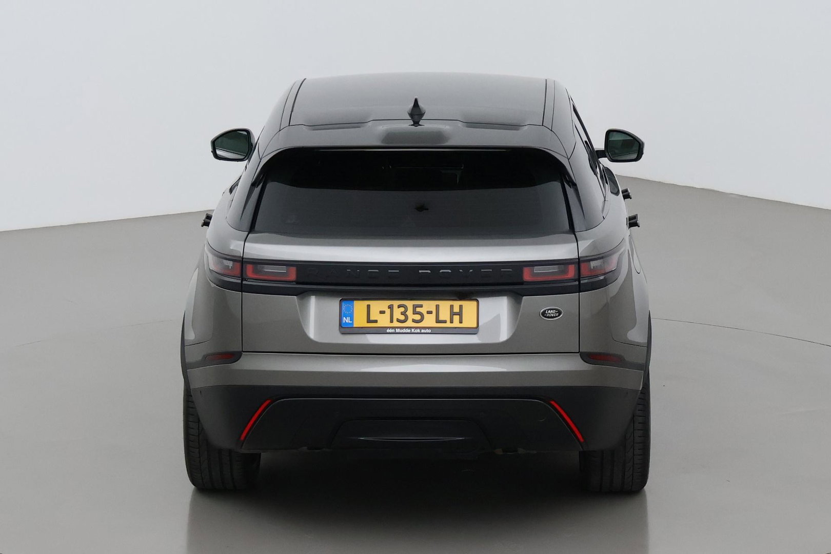 Land Rover Range Rover Velar 2.0 I4 Turbo AWD SE | Meridian Signature | Panoramadak | 360° Camera | Head-Up | Stoelventilatie+Massage | ACC | 22 Inch
