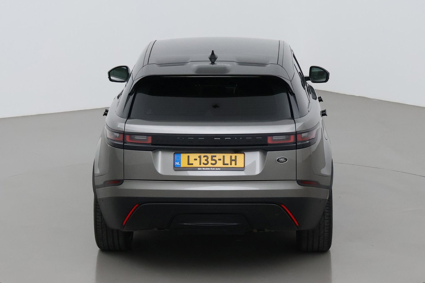Land Rover Range Rover Velar 2.0 I4 Turbo AWD SE | Meridian Signature | Panoramadak | 360° Camera | Head-Up | Stoelventilatie+Massage | ACC | 22 Inch