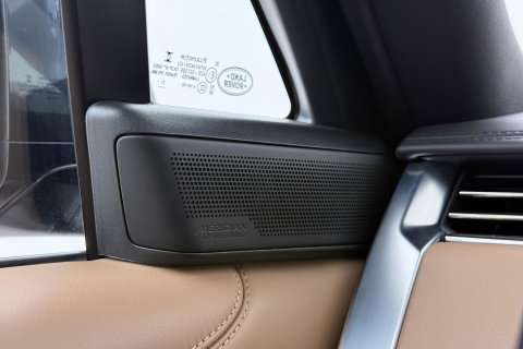 Land Rover Range Rover 3.0 P400 HSE | Meridian 3D Surround | ClearSight | Panoramadak | 360° Camera | Trekhaak | Head-Up | Stoelventilatie V+A | 22 Inch