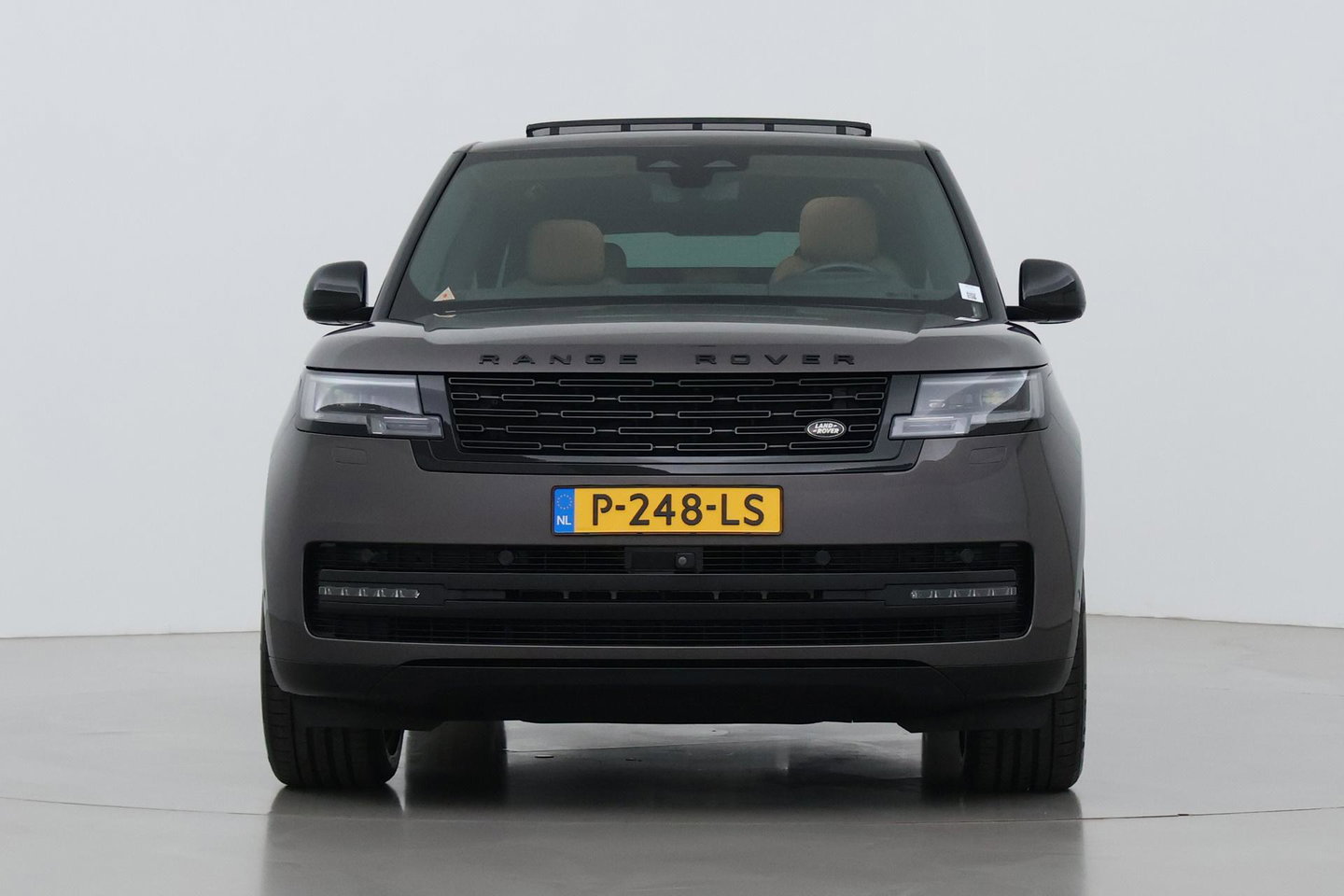Land Rover Range Rover 3.0 P400 HSE | Meridian 3D Surround | ClearSight | Panoramadak | 360° Camera | Trekhaak | Head-Up | Stoelventilatie V+A | 22 Inch