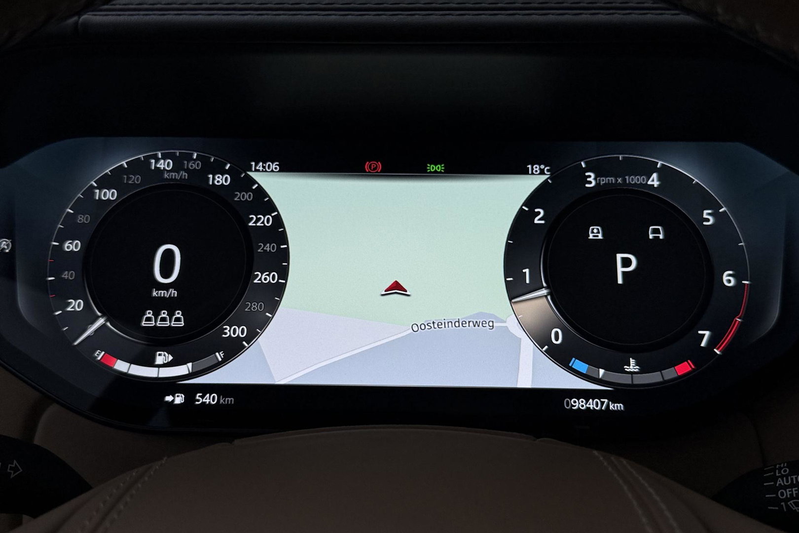 Land Rover Range Rover 3.0 P400 HSE | Meridian 3D Surround | ClearSight | Panoramadak | 360° Camera | Trekhaak | Head-Up | Stoelventilatie V+A | 22 Inch