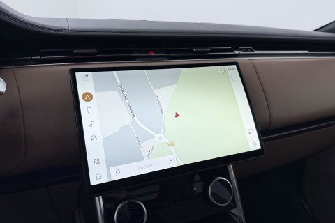 Land Rover Range Rover 3.0 P400 HSE | Meridian 3D Surround | ClearSight | Panoramadak | 360° Camera | Trekhaak | Head-Up | Stoelventilatie V+A | 22 Inch