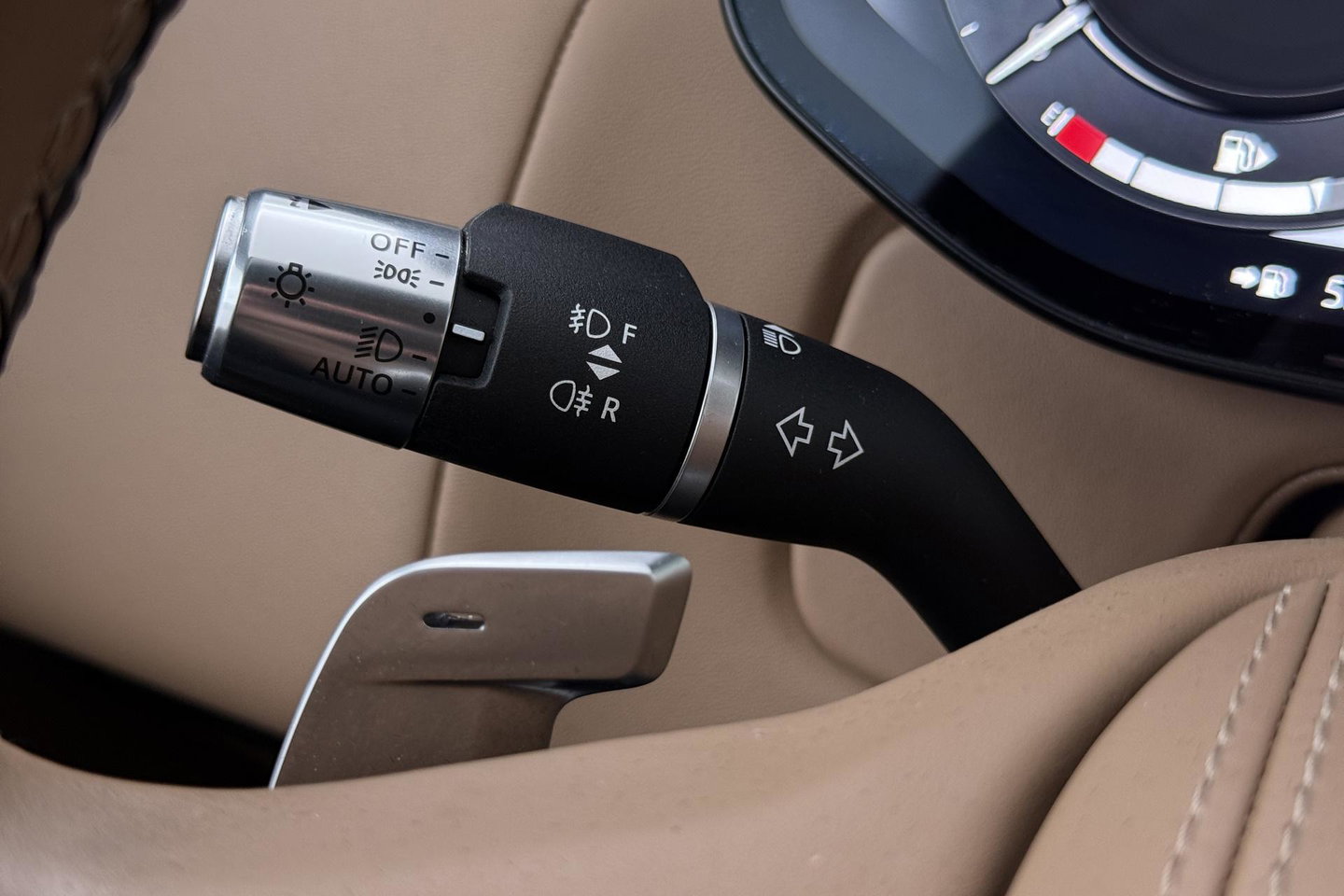 Land Rover Range Rover 3.0 P400 HSE | Meridian 3D Surround | ClearSight | Panoramadak | 360° Camera | Trekhaak | Head-Up | Stoelventilatie V+A | 22 Inch