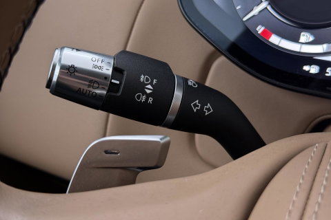Land Rover Range Rover 3.0 P400 HSE | Meridian 3D Surround | ClearSight | Panoramadak | 360° Camera | Trekhaak | Head-Up | Stoelventilatie V+A | 22 Inch