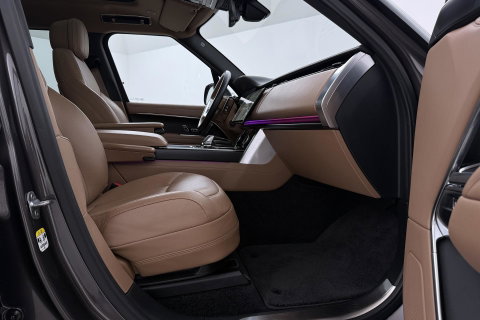 Land Rover Range Rover 3.0 P400 HSE | Meridian 3D Surround | ClearSight | Panoramadak | 360° Camera | Trekhaak | Head-Up | Stoelventilatie V+A | 22 Inch
