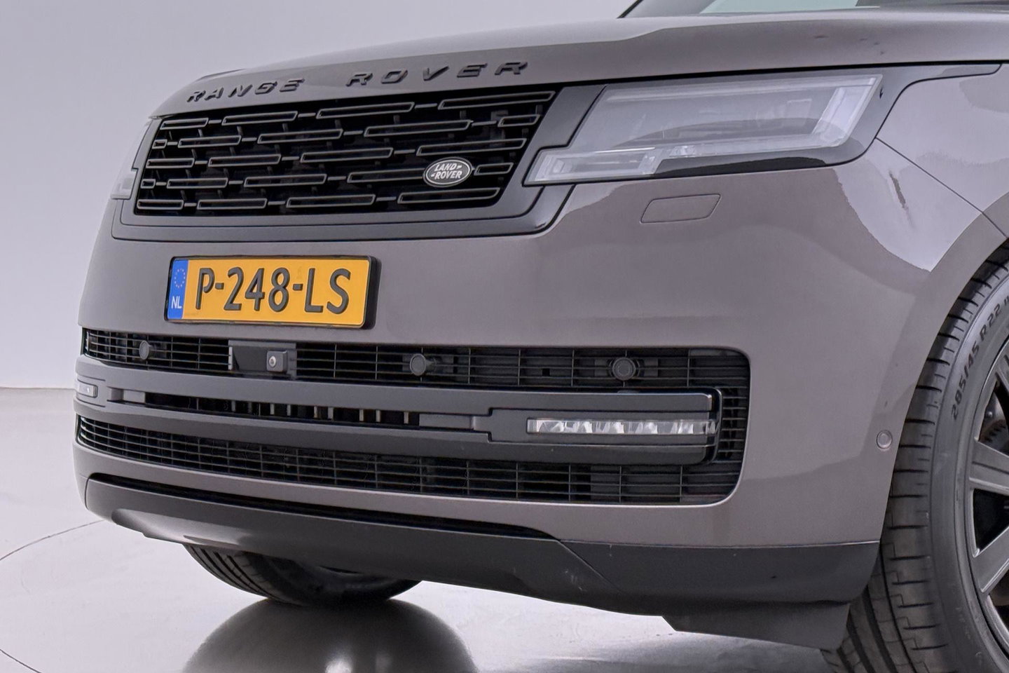 Land Rover Range Rover 3.0 P400 HSE | Meridian 3D Surround | ClearSight | Panoramadak | 360° Camera | Trekhaak | Head-Up | Stoelventilatie V+A | 22 Inch