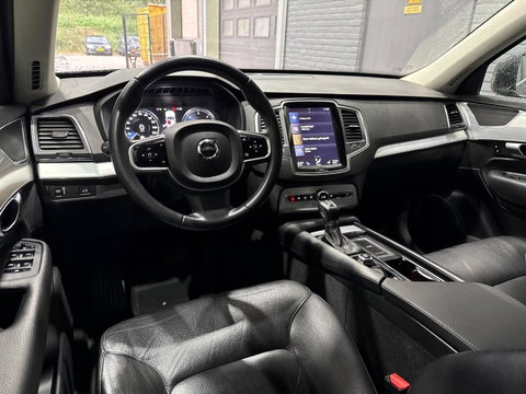Volvo XC90 2.0 D4 Momentum | ACC | Head-Up | Camera | Park Assist | Stoelverwarming V+A | Voorruitverwarming | Navigatie