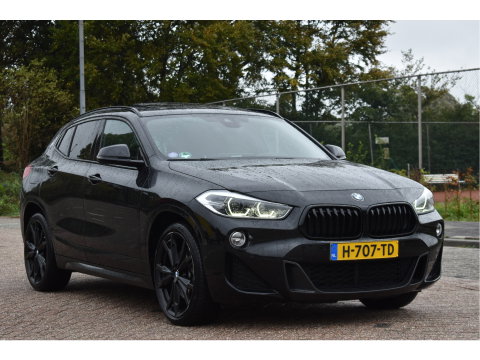 BMW X2 xDrive20i Executive Edition M-Sport 192 pk | Vol | HUD | Camera | Elekt.stoelen | Open dak | Harman/Kardon | Afn.trekhaak | Full LED | Historie