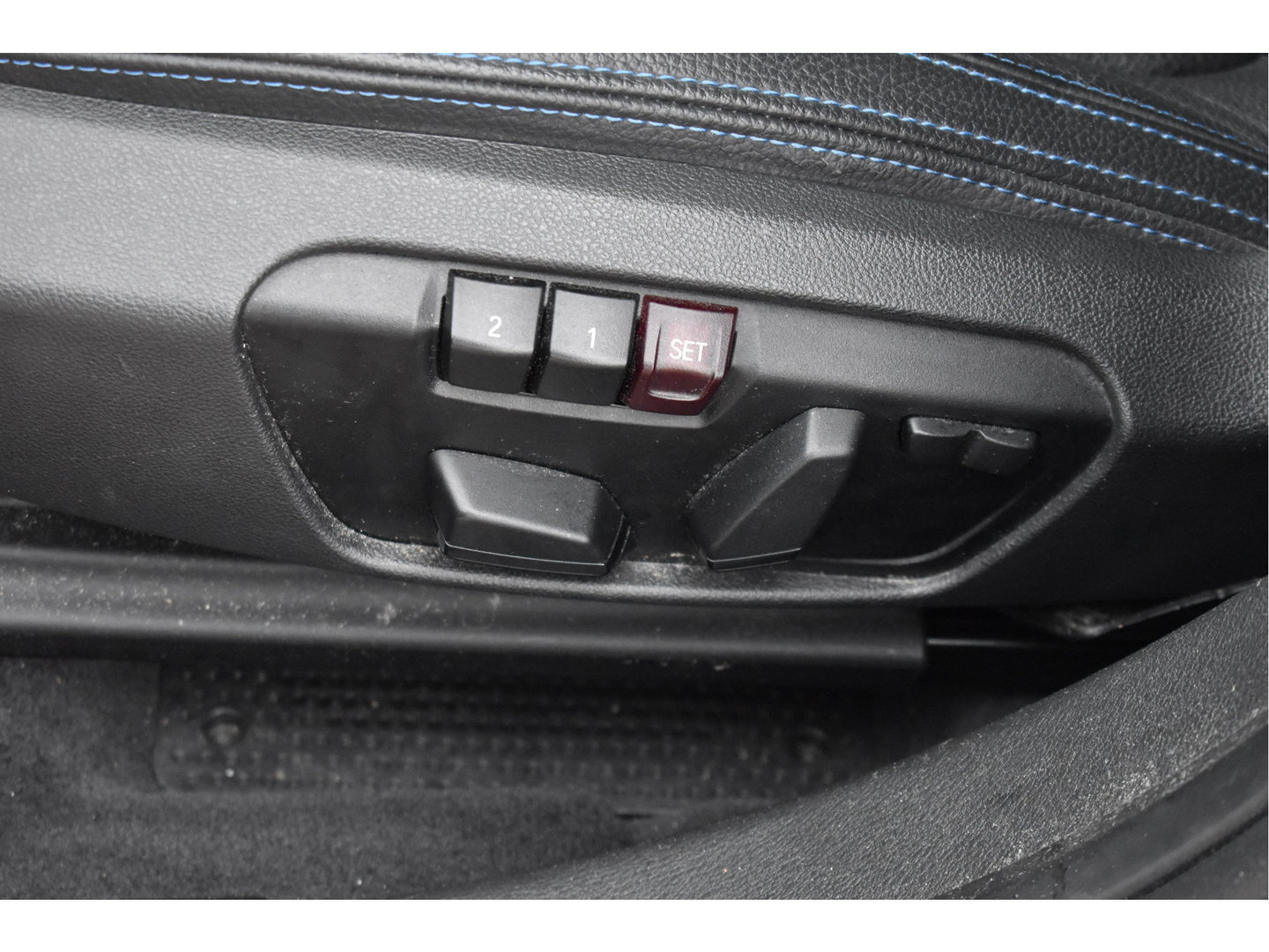 BMW X2 xDrive20i Executive Edition M-Sport 192 pk | Vol | HUD | Camera | Elekt.stoelen | Open dak | Harman/Kardon | Afn.trekhaak | Full LED | Historie
