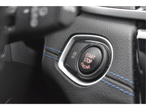 BMW X2 xDrive20i Executive Edition M-Sport 192 pk | Vol | HUD | Camera | Elekt.stoelen | Open dak | Harman/Kardon | Afn.trekhaak | Full LED | Historie