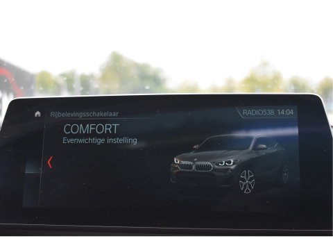 BMW X2 xDrive20i Executive Edition M-Sport 192 pk | Vol | HUD | Camera | Elekt.stoelen | Open dak | Harman/Kardon | Afn.trekhaak | Full LED | Historie
