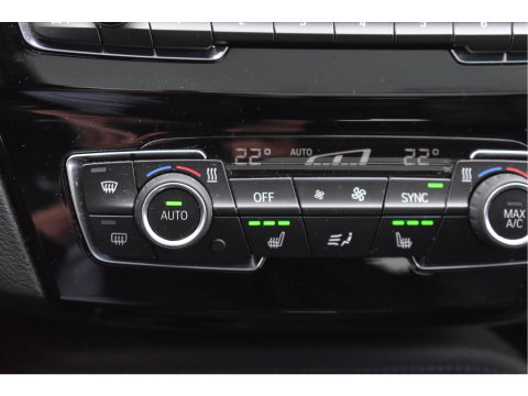 BMW X2 xDrive20i Executive Edition M-Sport 192 pk | Vol | HUD | Camera | Elekt.stoelen | Open dak | Harman/Kardon | Afn.trekhaak | Full LED | Historie
