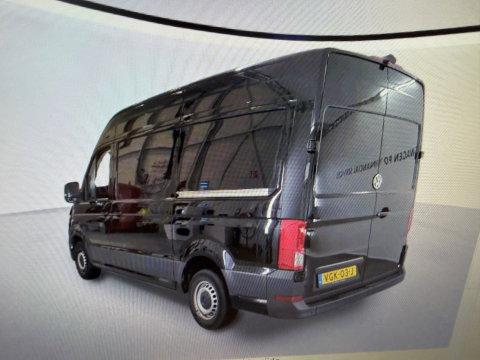 Volkswagen Crafter 35 2.0 TDI 140pk automaat L3H3 ( L2H2 ) Comfortline / euro 6 / bpm vrij / lease vanaf € 407 / vaste prijs rijklaar € 24.950 ex btw / dubbele schuifdeur / airco / cruise / camera !