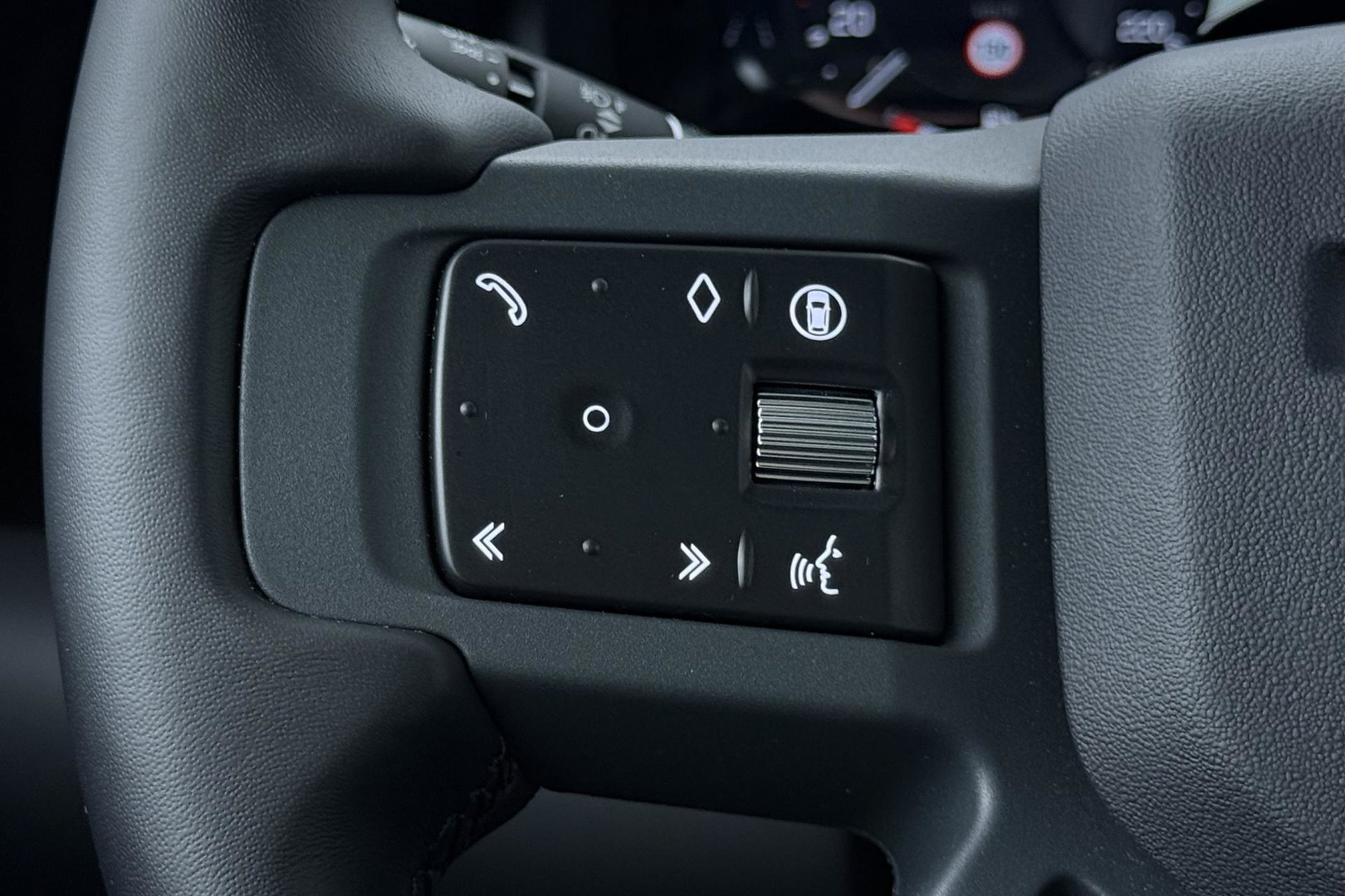 Land Rover Defender 110 P300e X-Dynamic HSE | 6-Persoons | Meridian Surround | ClearSight | Head-Up | Massage+Ventilatie | 22 Inch