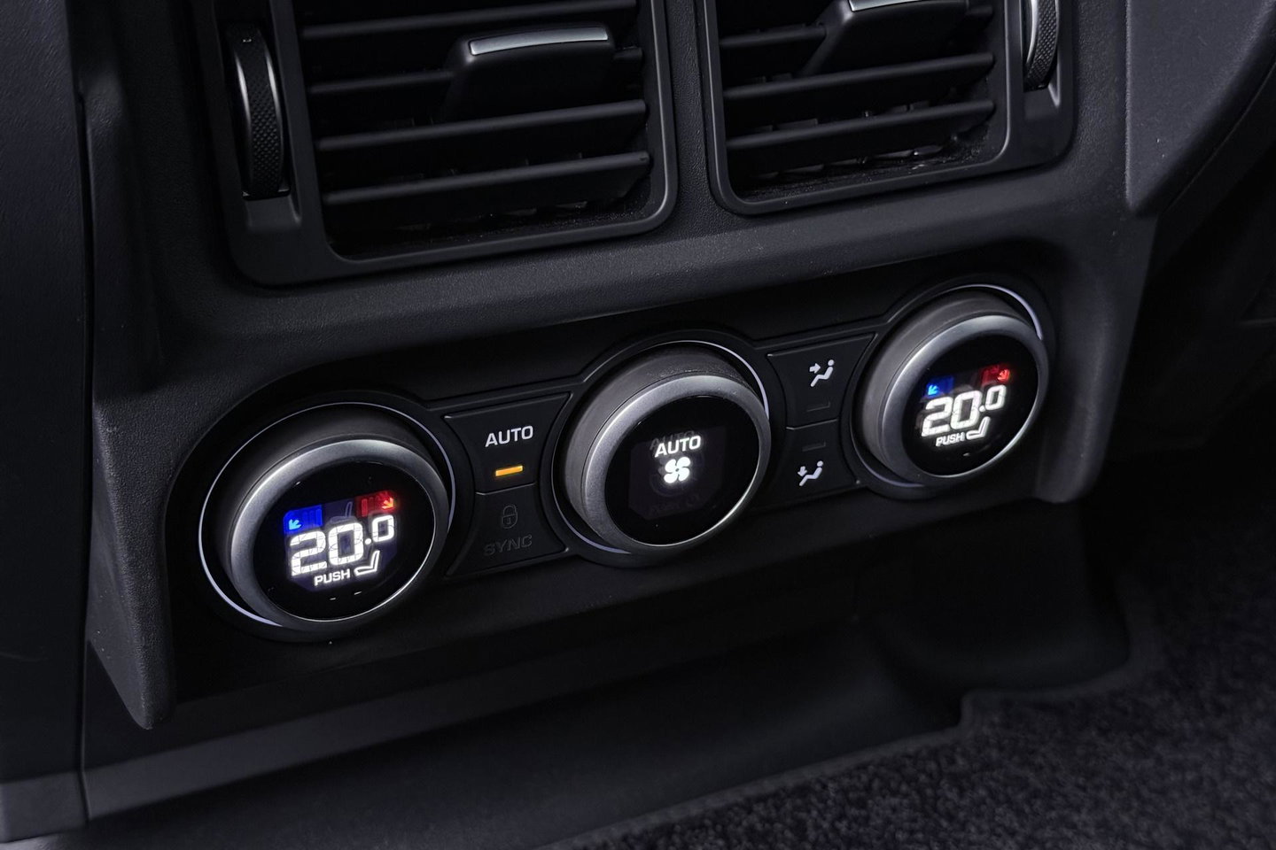 Land Rover Defender 110 P300e X-Dynamic HSE | 6-Persoons | Meridian Surround | ClearSight | Head-Up | Massage+Ventilatie | 22 Inch