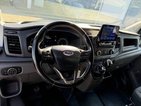 Ford Transit 350 2.0 TDCI 170pk L3H2 DC 5 persoons Trend / vaste prijs rijklaar € 25.950 ex btw / euro 6 / bpm vrij / lease vanaf € 424 / raptor grille / blauw metallic / trekhaak 2500 kg