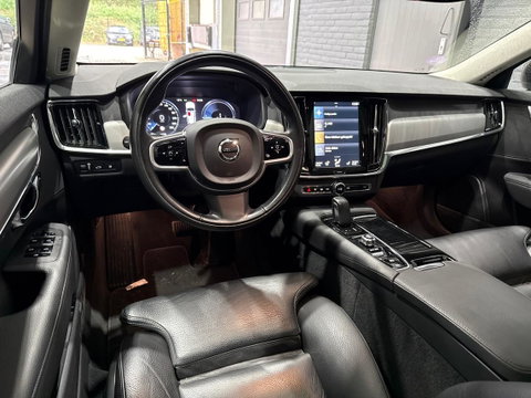 Volvo V90 2.0 T6 AWD R-Design | Panoramadak | Head-Up | Pilot Assist | Camera | Stoel+Stuurverwarming | Keyless | Getint glas | ACC