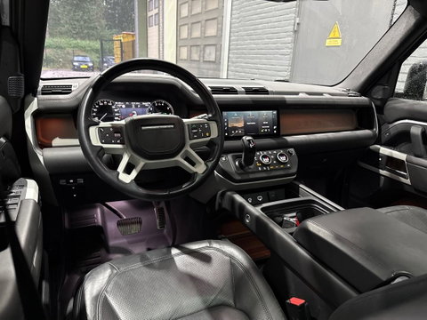 Land Rover Defender 110 P400e X-Dynamic SE | Luchtvering | Panoramadak | 360° Camera | Stoelventilatie | Meridian | Stoel+Stuurverwarming | Keyless