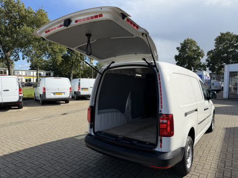 Volkswagen Caddy 2.0 TDI L2H1 BMT Maxi / vaste prijs rijklaar € 11.950 ex btw / lease vanaf € / euro 6 / bpm vrij / airco / pdc achter / achterklep / omvormer !