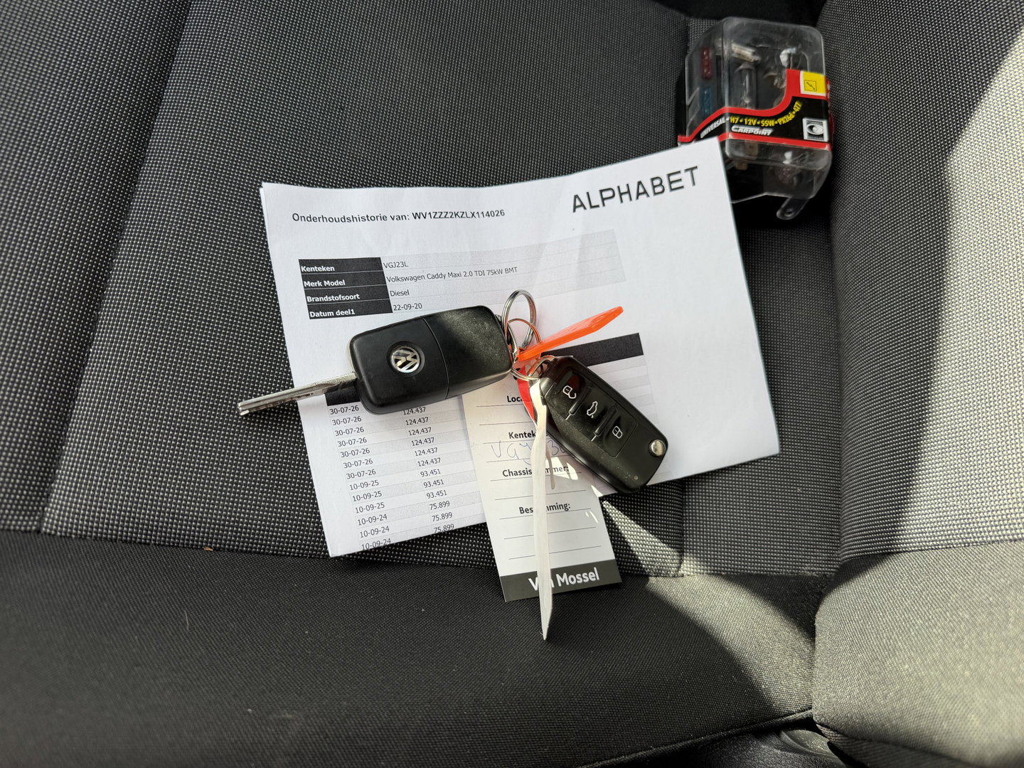 Volkswagen Caddy 2.0 TDI L2H1 BMT Maxi / vaste prijs rijklaar € 11.950 ex btw / lease vanaf € / euro 6 / bpm vrij / airco / pdc achter / achterklep / omvormer !