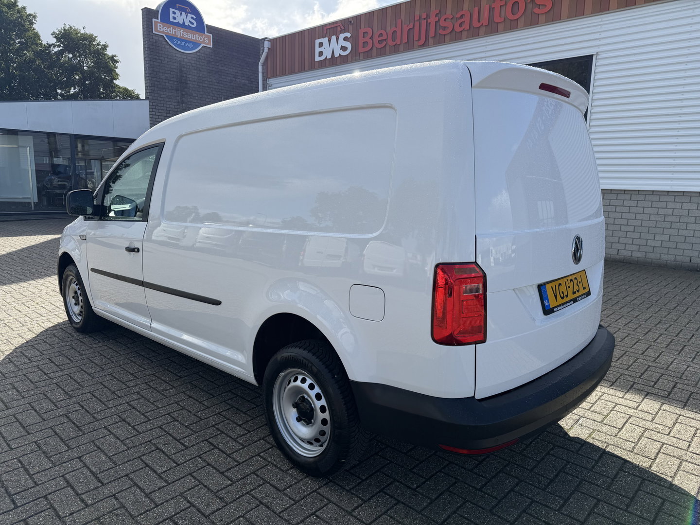Volkswagen Caddy 2.0 TDI L2H1 BMT Maxi / vaste prijs rijklaar € 11.950 ex btw / lease vanaf € / euro 6 / bpm vrij / airco / pdc achter / achterklep / omvormer !