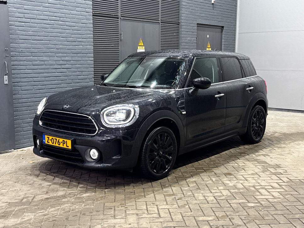 MINI Countryman 1.5 One MINI Yours | Stoelverwarming | Keyless Entry | Carplay | LED-koplampen | Getint glas | Sportstoelen | DAB+