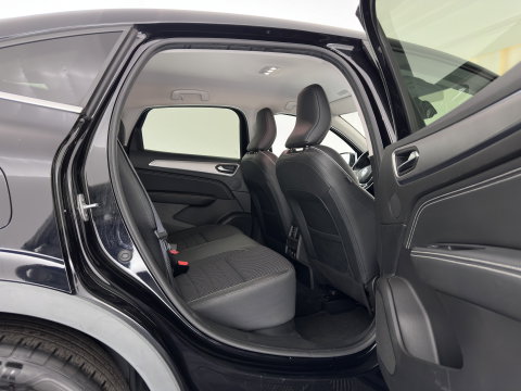 Renault Arkana 1.6 E-Tech Hybrid 145 Intens (INCL-BTW) Aut. *LEATHER-FABRIC | FULL-LED | DIGI-COCKPIT | LANE-ASSIST | BLINDSPOT | NAVI-FULLMAP | AMBIENTLIGHT | CAMERA | KEYLESS | DAB+ | COMFORTSEATS | PRIVACY-GLASS | 18''ALU*